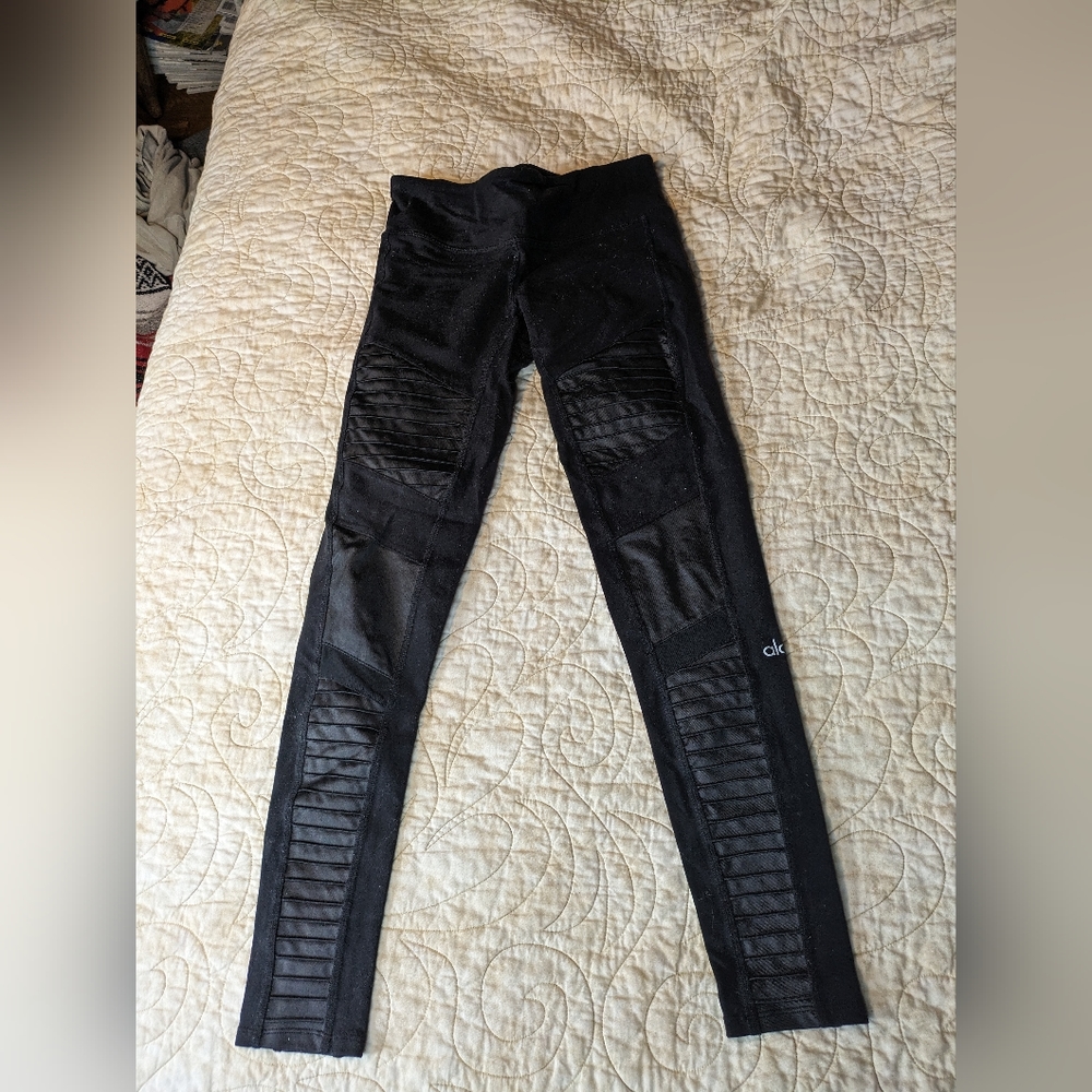 Alo moto leggings black